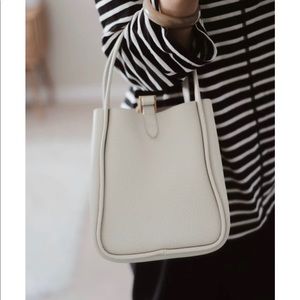 songmont the song bag in creamy white NWT